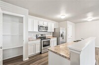 2702 N Sidney St photo'