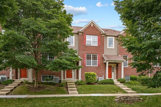 property at 912 Neudearborn Ln