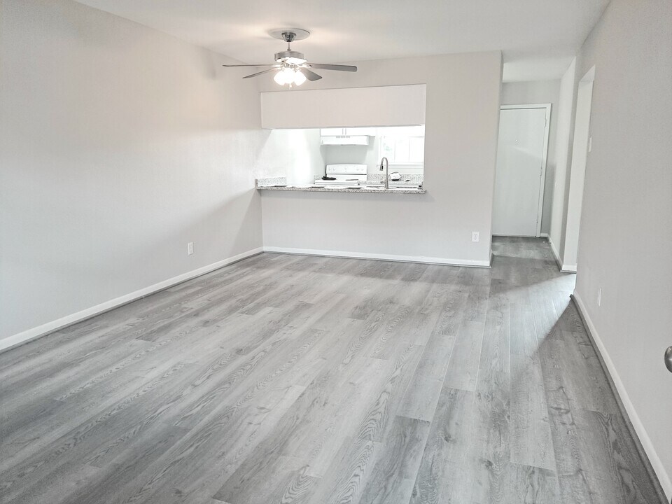 Hidden Park Apartments Photo