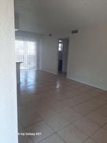 6440 62nd Ave N in Pinellas Park, FL - Building Photo