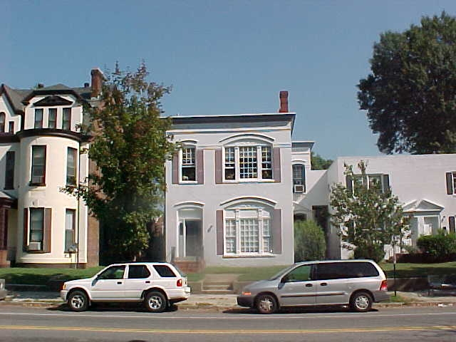 Fan Apartment Complex in Richmond, VA - Foto de edificio - Building Photo