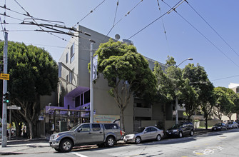 2045 Sutter St in San Francisco, CA - Building Photo - Building Photo