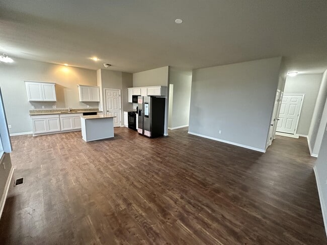 property at 2670 Claremont Dr