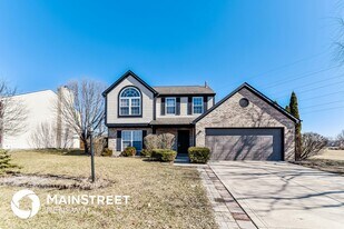 6415 Hollingsworth Dr in Indianapolis, IN - Building Photo