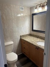 3800 S Ocean Dr, Unit 302 in Hollywood, FL - Foto de edificio - Building Photo