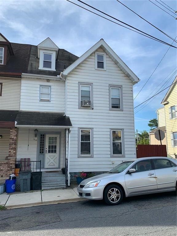 910 Spring Garden St Rentals in Easton, PA