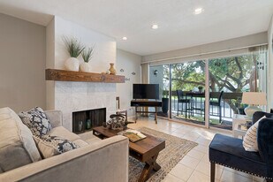 12100 Melville Dr, Unit 610 in Montgomery, TX - Building Photo