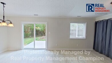 104 N Onsville Pl in Jacksonville, NC - Building Photo - Building Photo