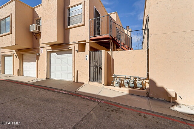 property at 2520 San Jose Ave