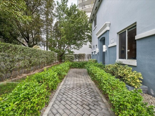 property at 2730 SW 26th St