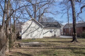 1417 22nd Ave N in Nashville, TN - Foto de edificio - Building Photo