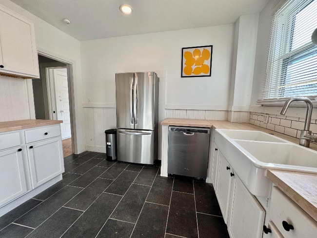 1400 Bemis St SE in Grand Rapids, MI - Foto de edificio - Building Photo