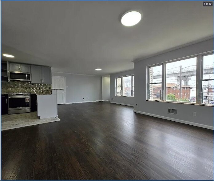 70-72-72 John F. Kennedy Blvd in Bayonne, NJ - Building Photo