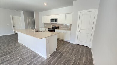 17200 SE 164th St in Newalla, OK - Building Photo - Building Photo