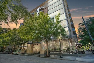 905 Juniper St NE in Atlanta, GA - Building Photo