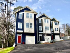 1577 Metropolitan Blvd in Tallahassee, FL - Building Photo