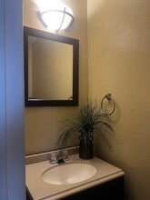 10500 Lake June Rd in Dallas, TX - Building Photo - Building Photo