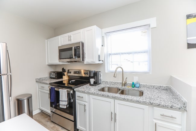 1265 Pall Mall St in Norfolk, VA - Building Photo - Building Photo