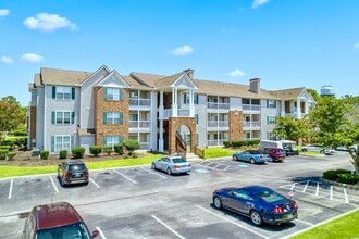 3735 Block House Way, Unit 135 in Myrtle Beach, SC - Foto de edificio - Building Photo