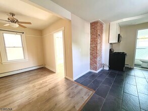 27 William St-Unit -1 in Montclair, NJ - Building Photo - Building Photo