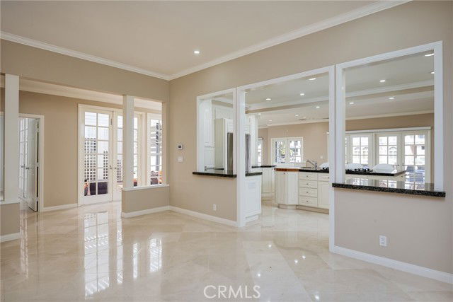 736 Harbor Island Dr in Newport Beach, CA - Building Photo - Building Photo