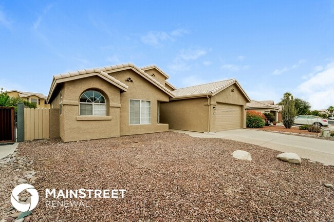6730 W Nueva Vista Dr in Tucson, AZ - Building Photo - Building Photo