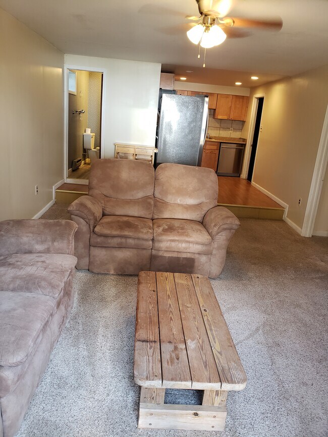 8819 Rocky Ridge Rd in Rocky Ridge, MD - Building Photo - Building Photo