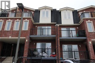 45 Cedarhill Crescent in Kitchener, ON - Building Photo