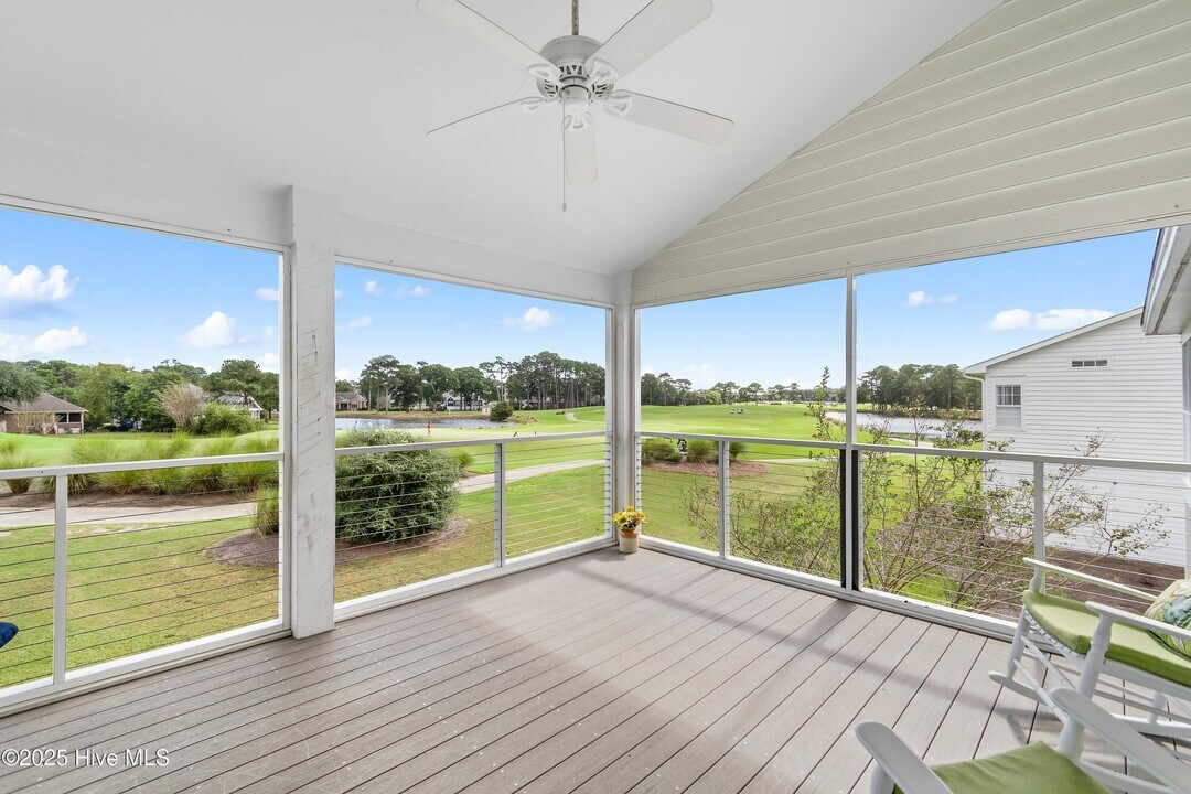 3155 Lakeside Commons Dr SE in Southport, NC - Building Photo