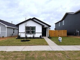 202 Constanza Trl in Bastrop, TX - Building Photo