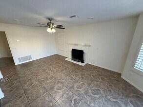 3535 Stillmeadow Ln in Lancaster, CA - Building Photo - Building Photo