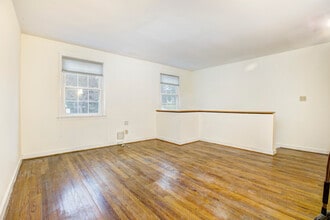 2204 Washington Ave in Silver Spring, MD - Building Photo - Building Photo