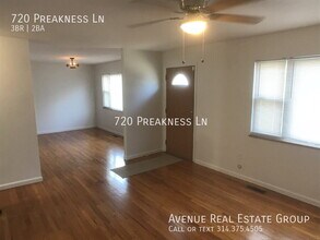 720 Preakness Ln in Florissant, MO - Building Photo - Building Photo