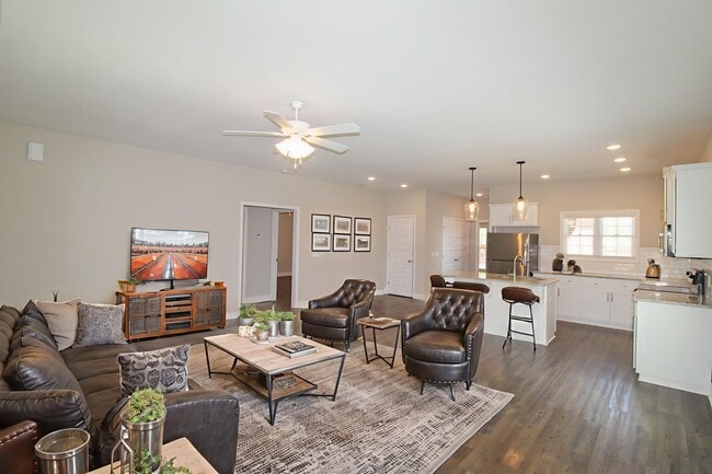 33 Grove Cir in Statesboro, GA - Building Photo - Building Photo