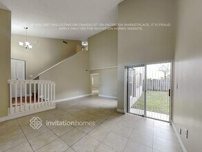 14075 Langley Pl in Davie, FL - Foto de edificio - Building Photo