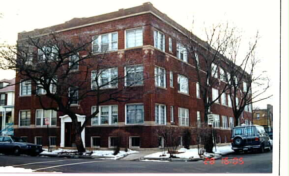 1958-1970 W Winnemac Ave in Chicago, IL - Foto de edificio