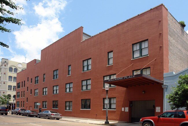 Magazine Place Condominiums in New Orleans, LA - Building Photo - Building Photo