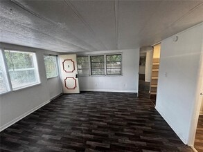 12036 Grace Ln in Leesburg, FL - Building Photo - Building Photo