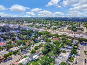 547 NW 49th St in Miami, FL - Building Photo - Building Photo