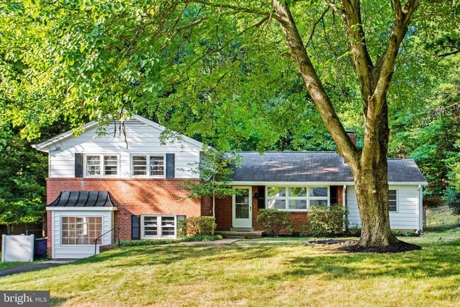 1117 Westbriar Ct NE in Vienna, VA - Building Photo - Building Photo