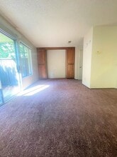 3701 Colonial Dr in Modesto, CA - Building Photo - Building Photo