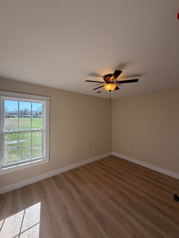 757 Hillcrest Dr in Brandenburg, KY - Foto de edificio - Building Photo