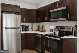 1911 N Lawrence St in Philadelphia, PA - Building Photo - Building Photo