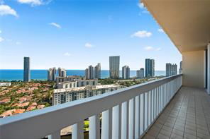 19818 Turnberry Way in Aventura, FL - Foto de edificio - Building Photo