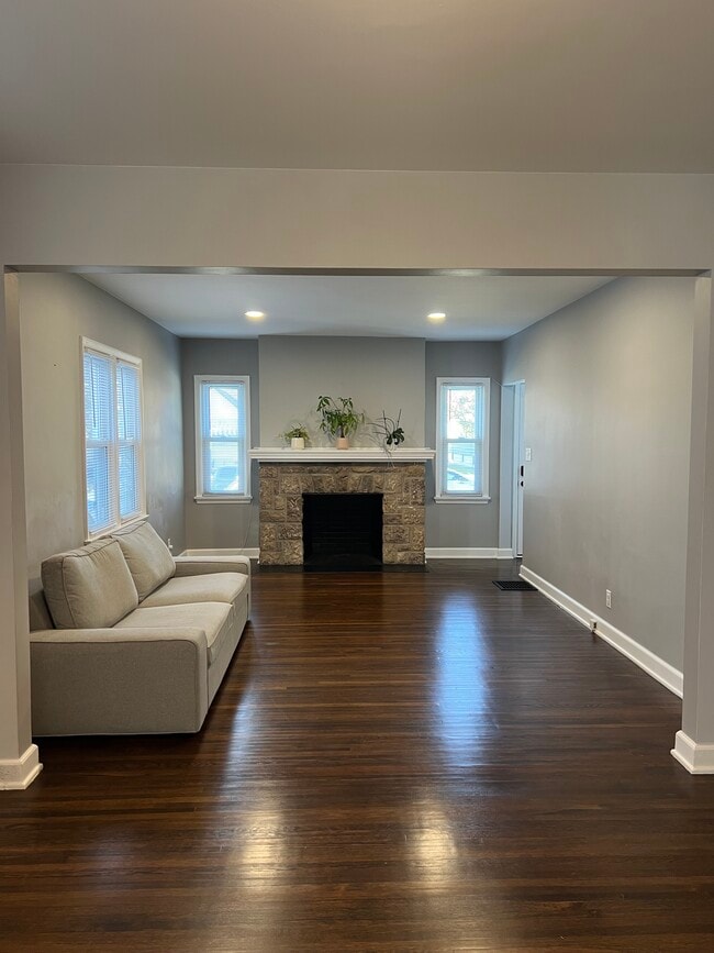 1430 S Champion Ave in Columbus, OH - Building Photo - Building Photo