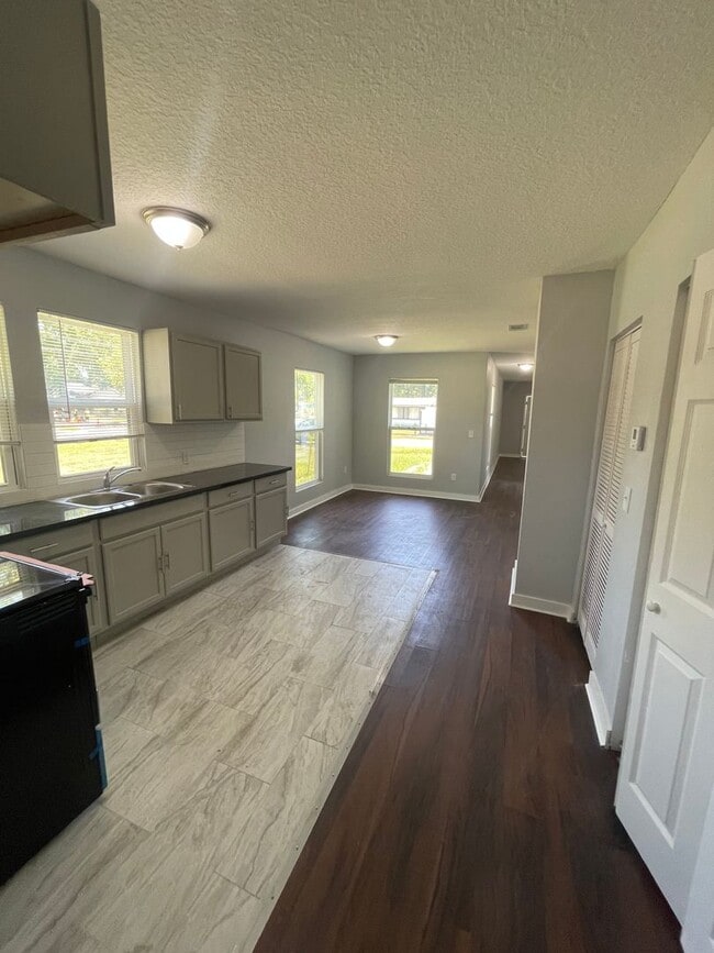 1877 W 4th St in Jacksonville, FL - Building Photo - Building Photo