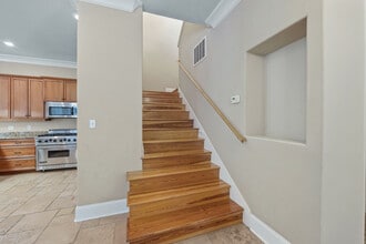 1836 Ashley Hall Way in Tallahassee, FL - Foto de edificio - Building Photo