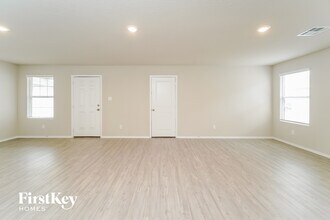 9119 Griffith Run in Converse, TX - Foto de edificio - Building Photo