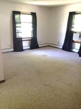 708 1st Ave SE in Watertown, SD - Building Photo - Building Photo