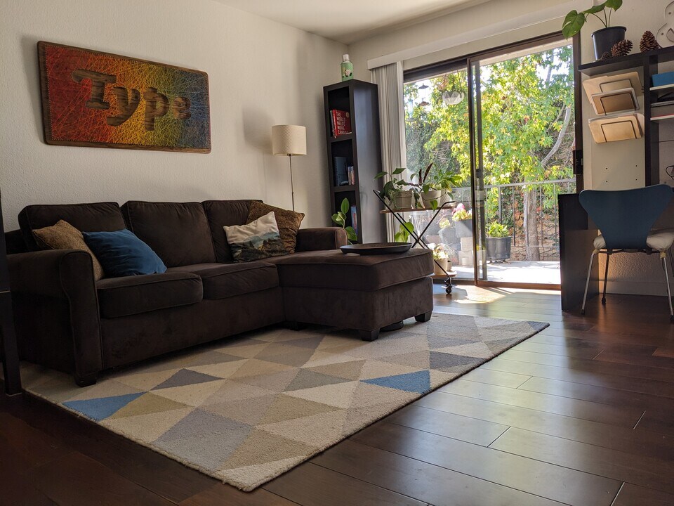 847 Woodside Way, Unit Apt 118 in San Mateo, CA - Building Photo